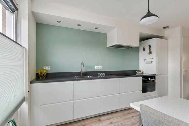 Foto 3 van J.H. L.-van Herwaardenstraat 65