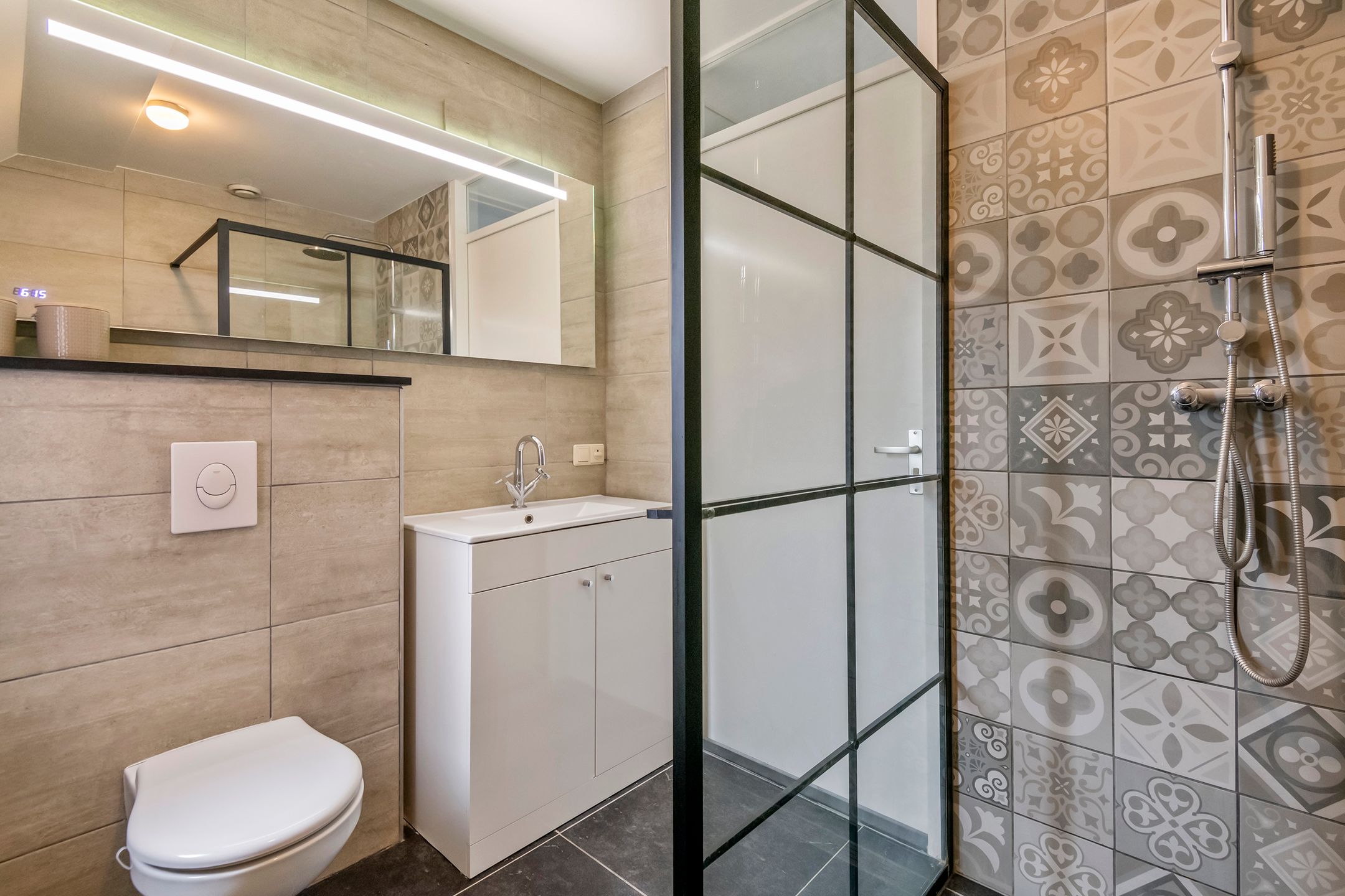 Photo 27 of J.H. L.-van Herwaardenstraat 65