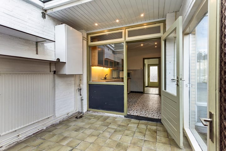 Photo 10 of Burg. Remmenstraat 15