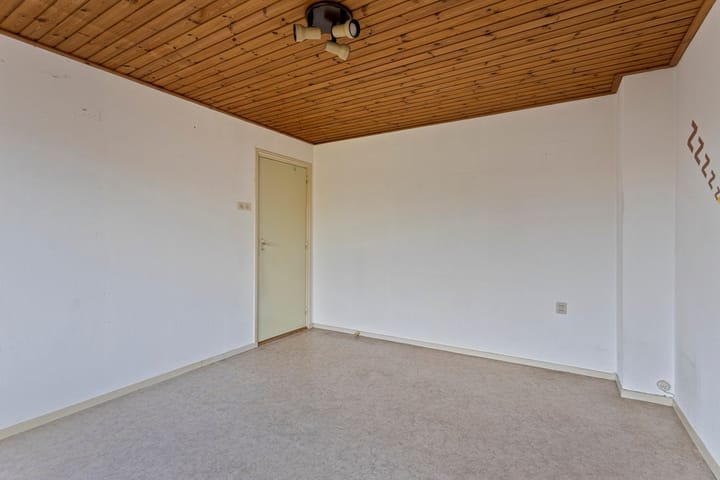 Photo 15 of Burg. Remmenstraat 15