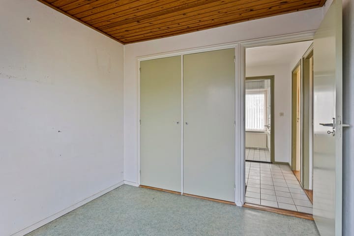 Photo 17 of Burg. Remmenstraat 15