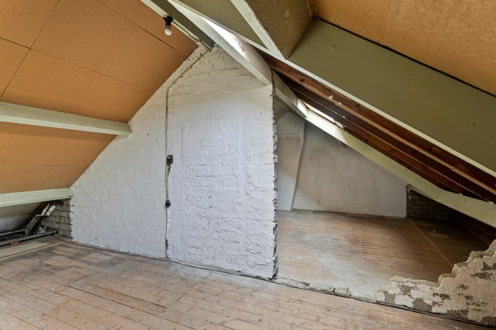 Photo 21 of Burg. Remmenstraat 15