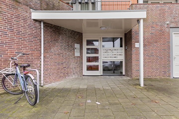 Photo 4 of Steenkamplaan 6