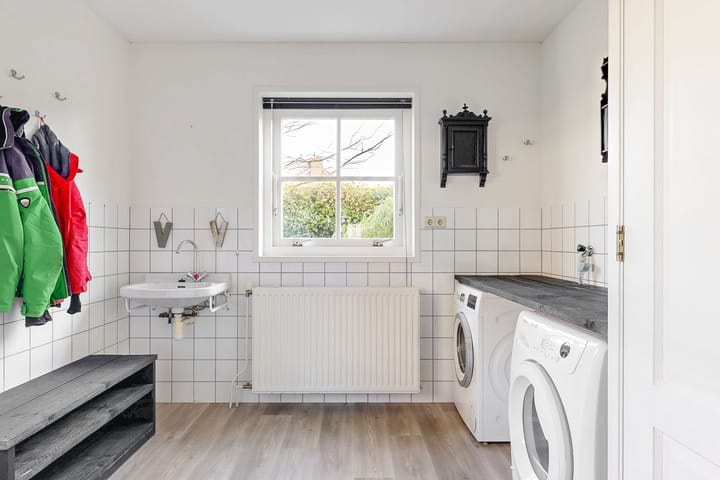 Photo 10 of Cromhoutstraat 36