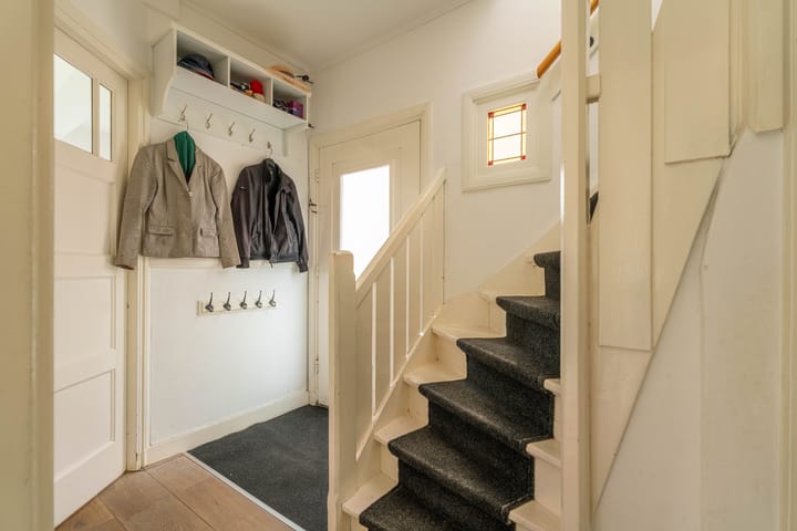 Foto 11 van Mgr. Broerestraat 21