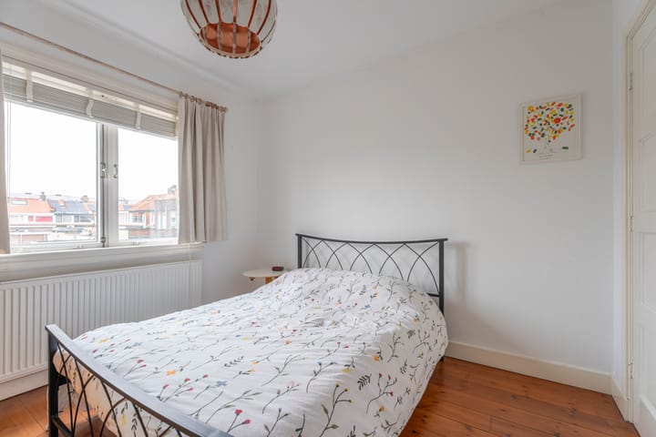 Foto 12 van Mgr. Broerestraat 21