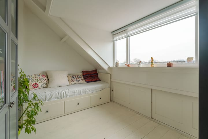 Foto 21 van Mgr. Broerestraat 21