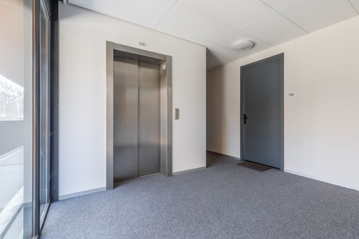 Foto 43 van Wijnand Nuijenstraat 132