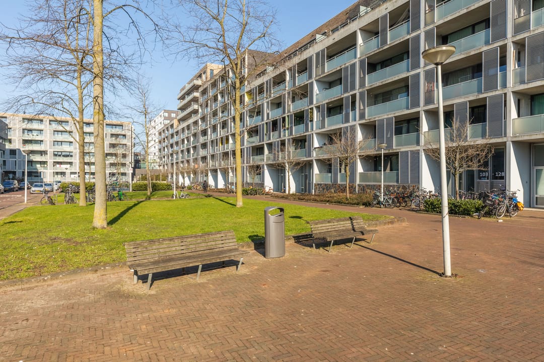 Photo 56 of Wijnand Nuijenstraat 132