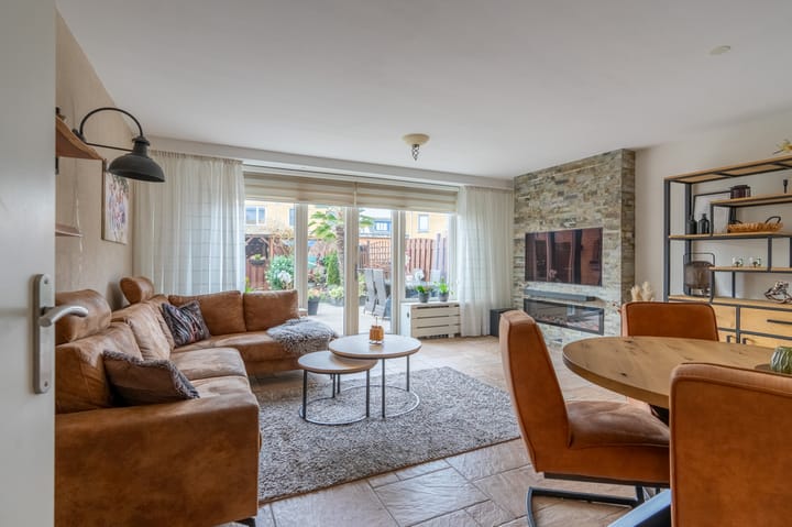 Foto 3 van Sara de Bronovoplein 18