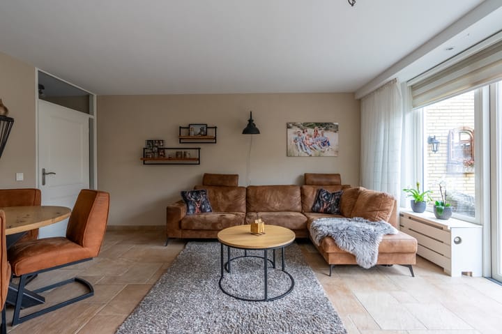 Foto 6 van Sara de Bronovoplein 18