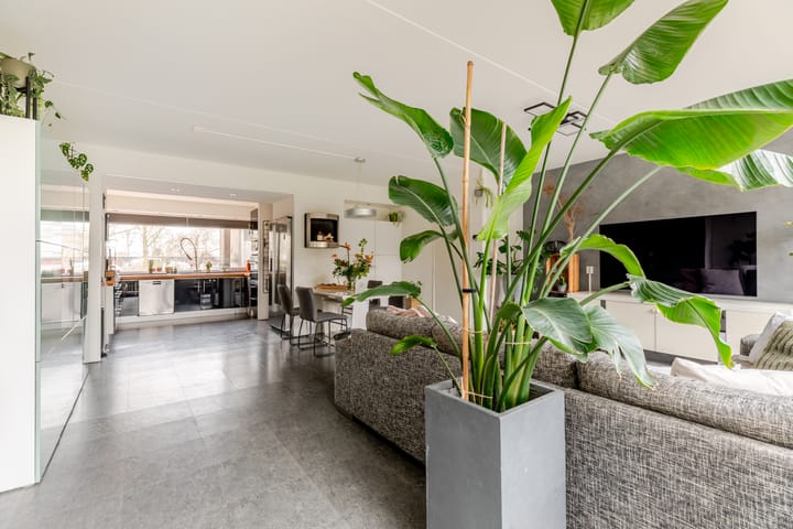 Foto 14 van Burgemeester D. Kooimanweg 30