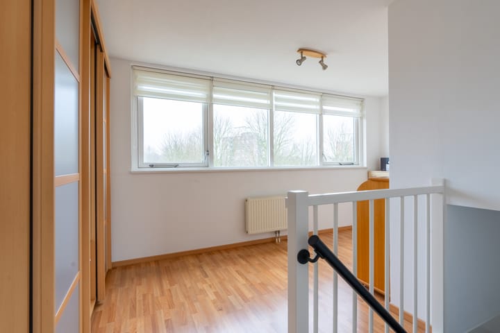 Foto 31 van Sara de Bronovoplein 18