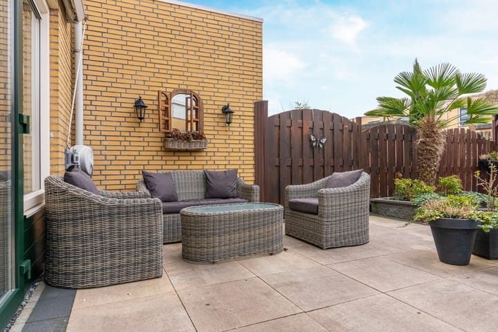 Foto 36 van Sara de Bronovoplein 18