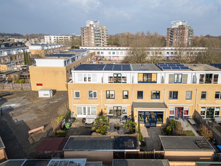 Foto 41 van Sara de Bronovoplein 18