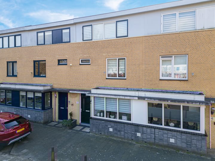 Foto 47 van Sara de Bronovoplein 18