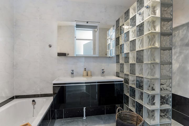 Foto 20 van Coolhaven 495