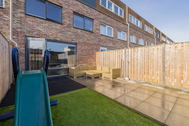 Foto 35 van Morgen 83