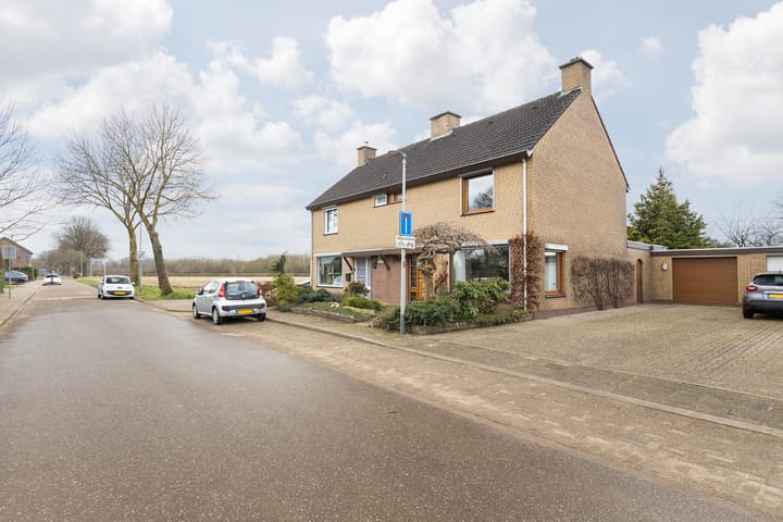 Foto 7 van Millenerweg 52