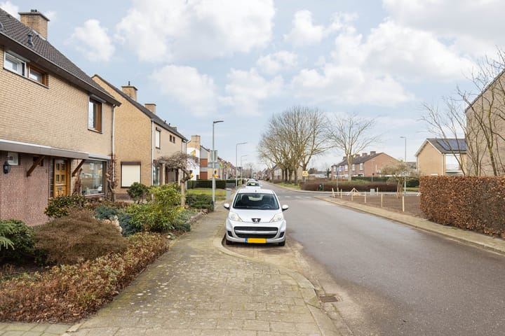 Foto 8 van Millenerweg 52