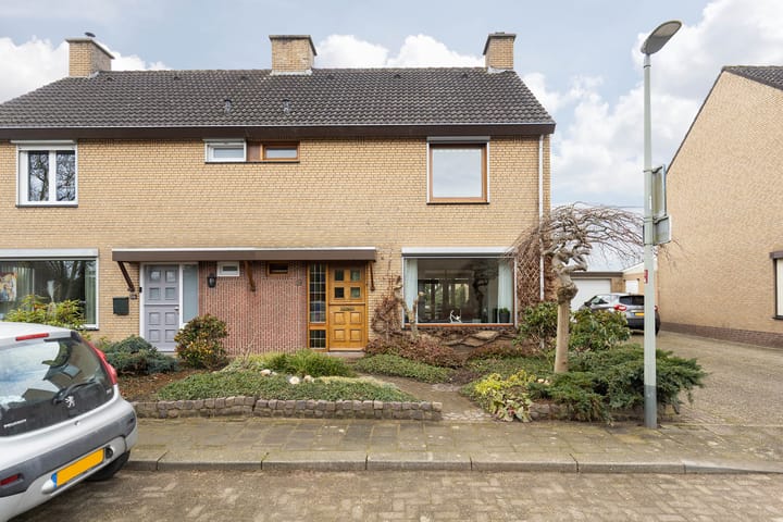 Foto 9 van Millenerweg 52