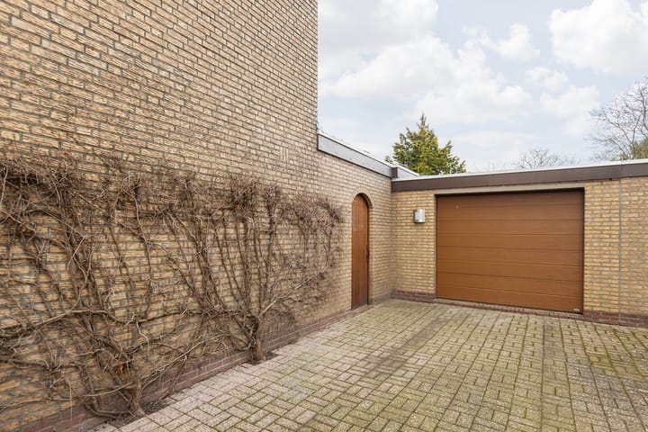 Foto 10 van Millenerweg 52