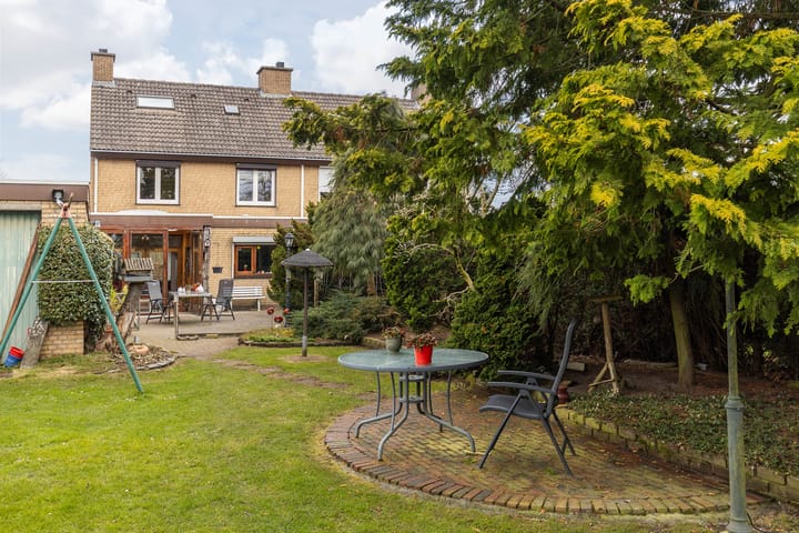 Foto 45 van Millenerweg 52