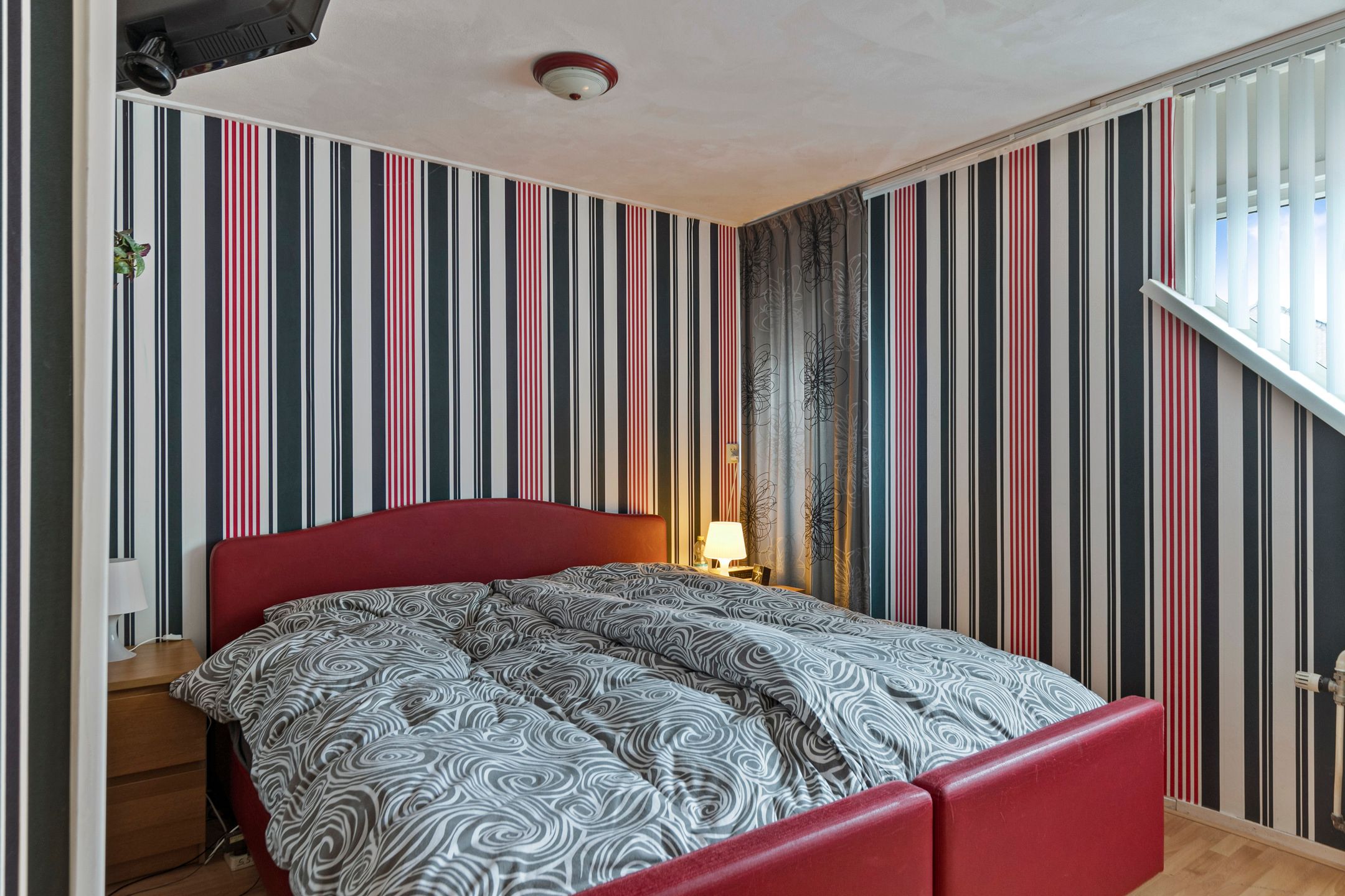 Photo 21 of Roelofsstraat 5