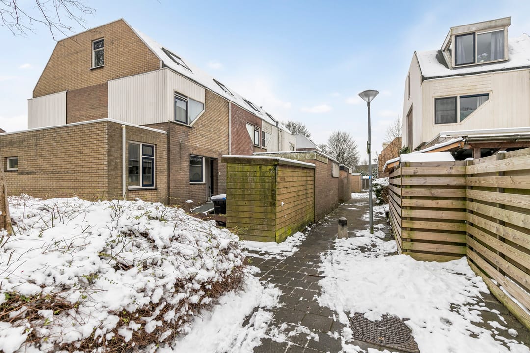 Photo 32 of Roelofsstraat 5