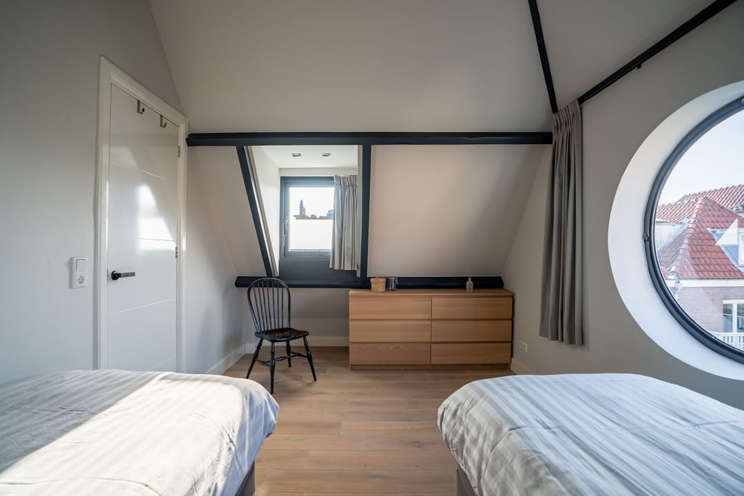 Foto 32 van Barentszstraat 58-A