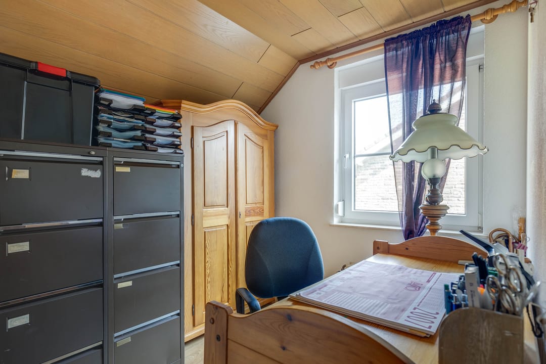 Foto 28 van Golstraat 9