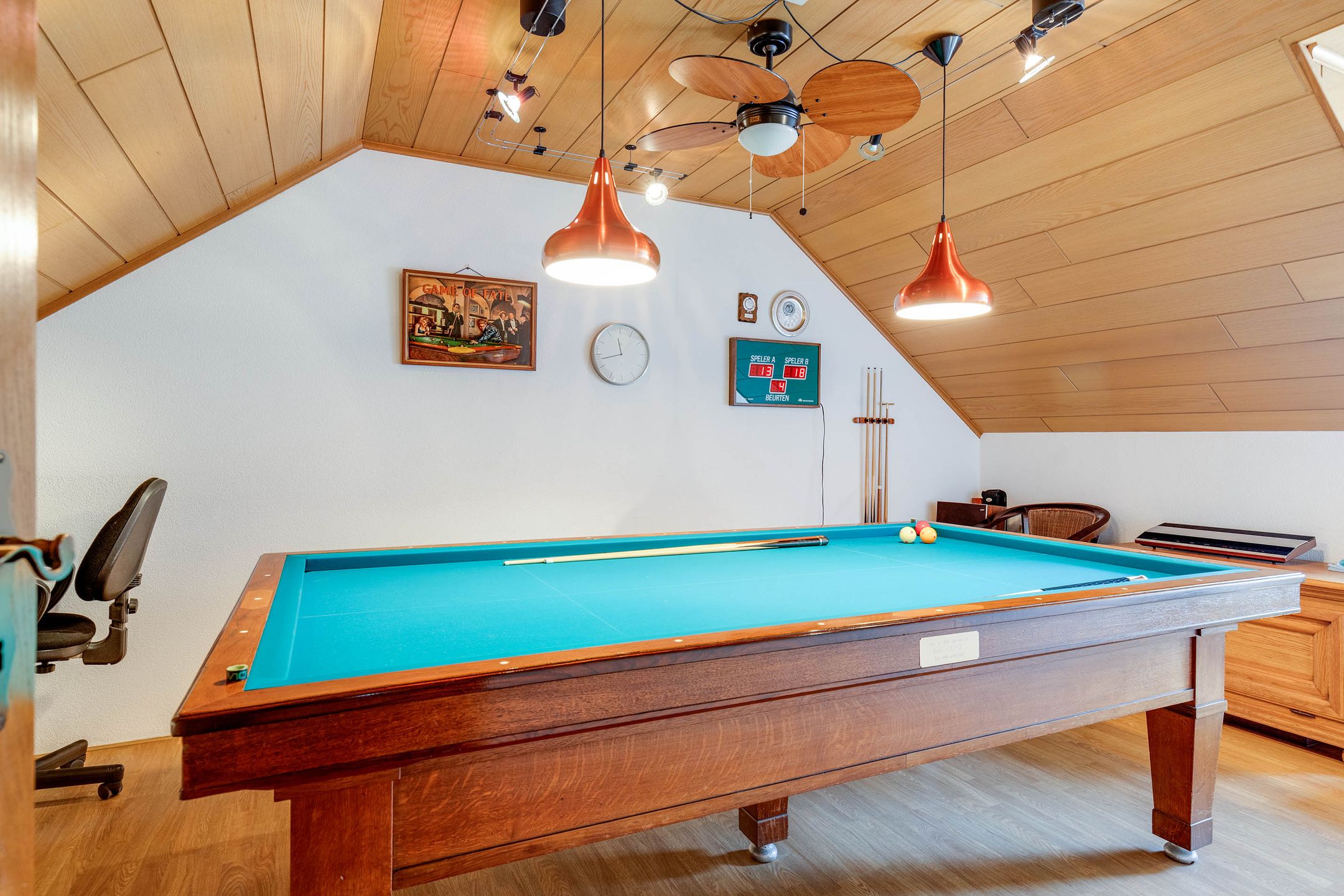 Foto 33 van Golstraat 9