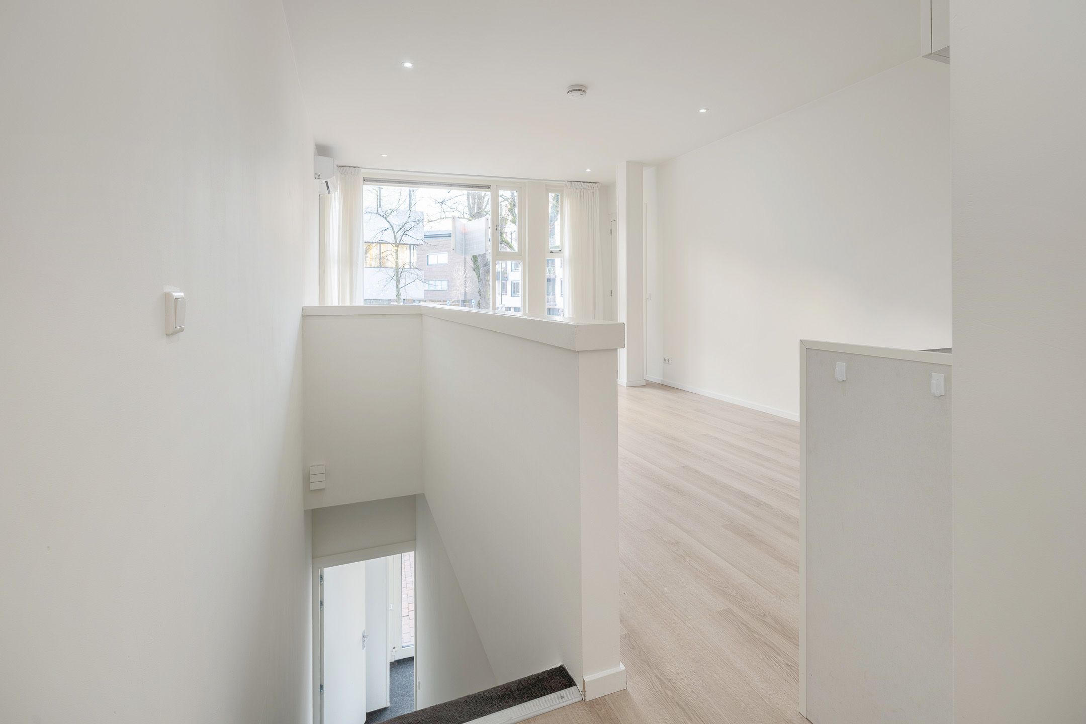 Photo 3 of 's-Gravelandseweg 6-B