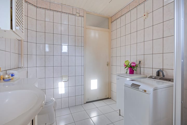 Photo 24 of Kagerstraat 30