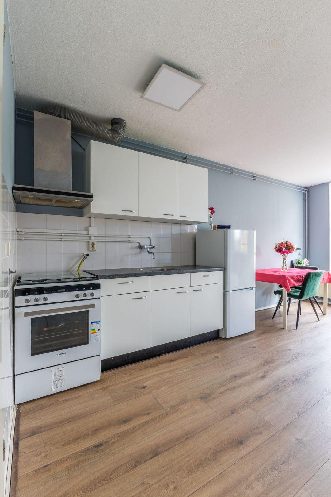 Photo 11 of Wamelstraat 116