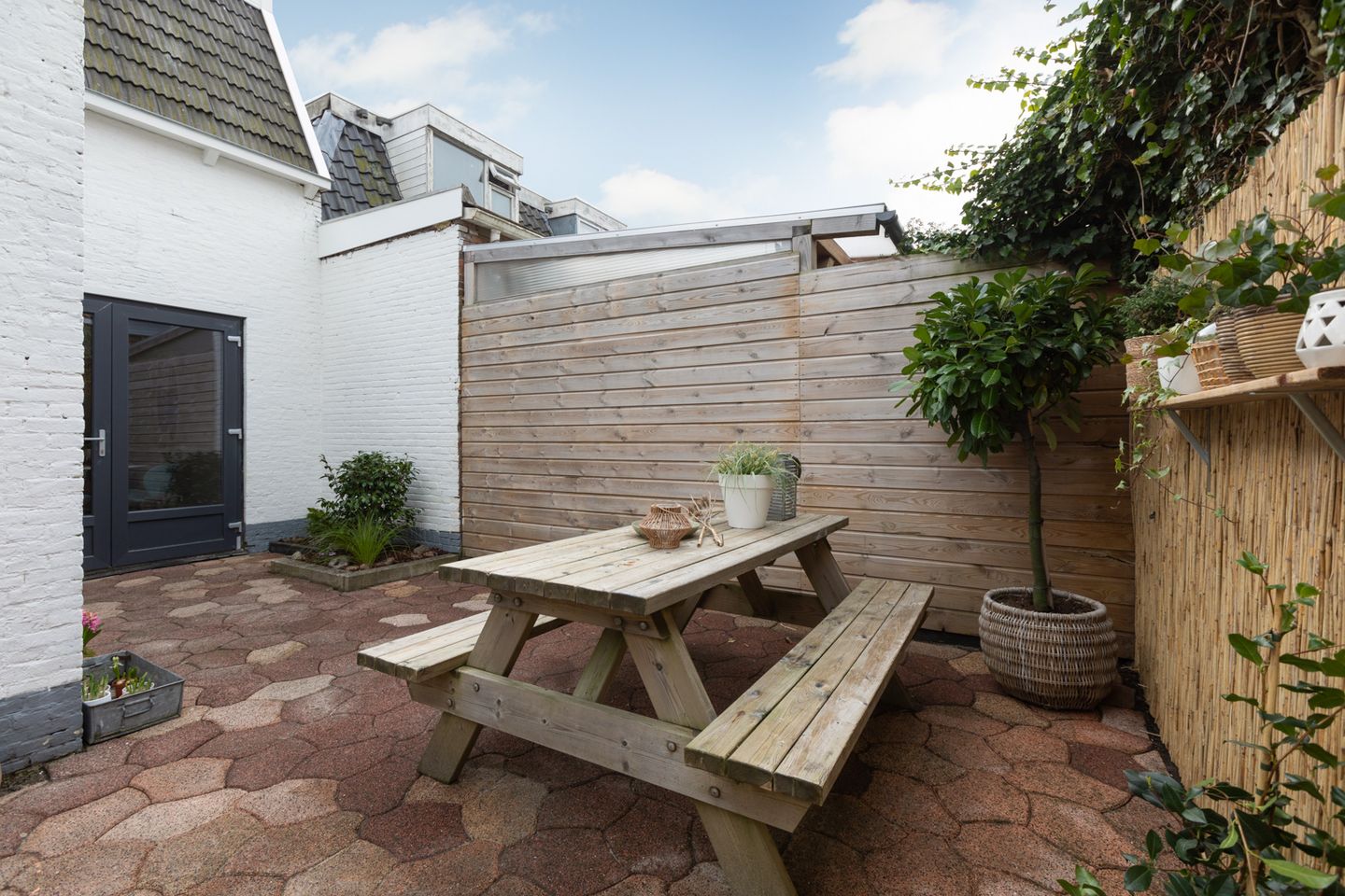 Foto 14 van 1e Woudstraat 25