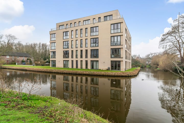 Foto 1 van Charlotte de Bourbonstraat 69