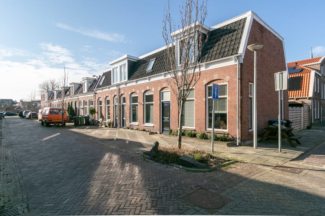 Foto 32 van 1e Woudstraat 25