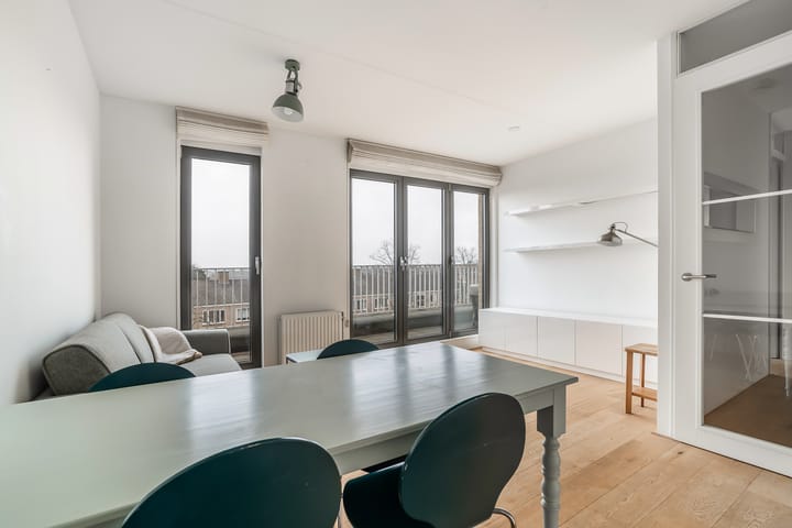 Foto 3 van Charlotte de Bourbonstraat 69