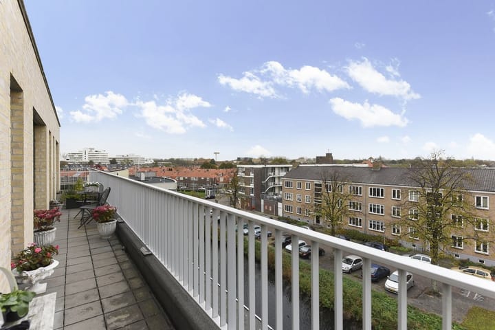 Foto 4 van Charlotte de Bourbonstraat 69