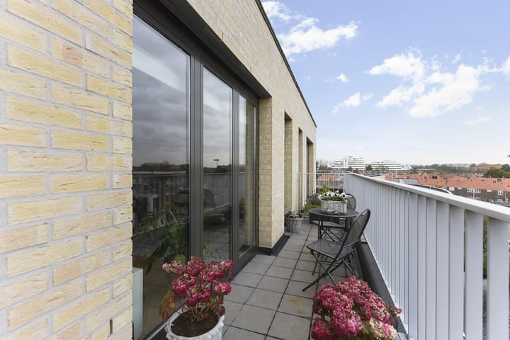 Foto 16 van Charlotte de Bourbonstraat 69