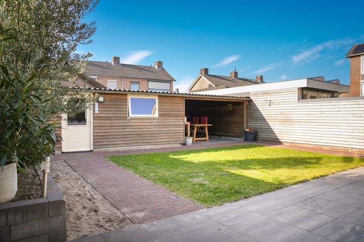 Foto 2 van Kerkeland 19