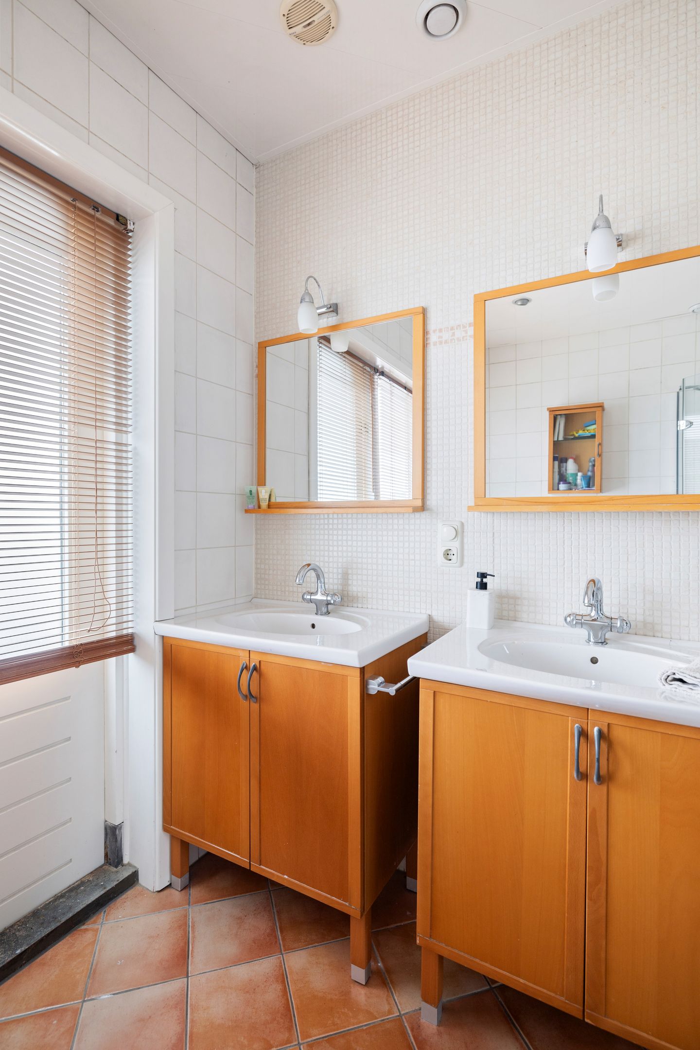 Foto 34 van E. Tesschenmacherstraat 16