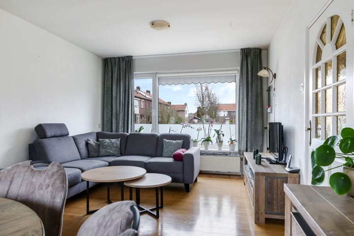 Photo 14 of Dr. A.R. Holstraat 38