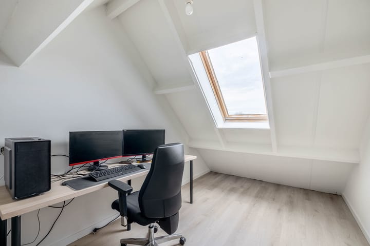 Foto 25 van Irissenpad 15