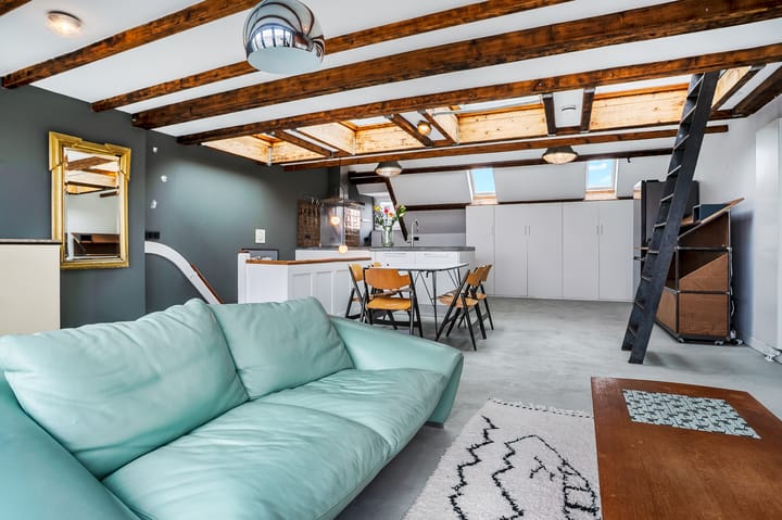 Photo 9 of Jan van Galenstraat 66-3