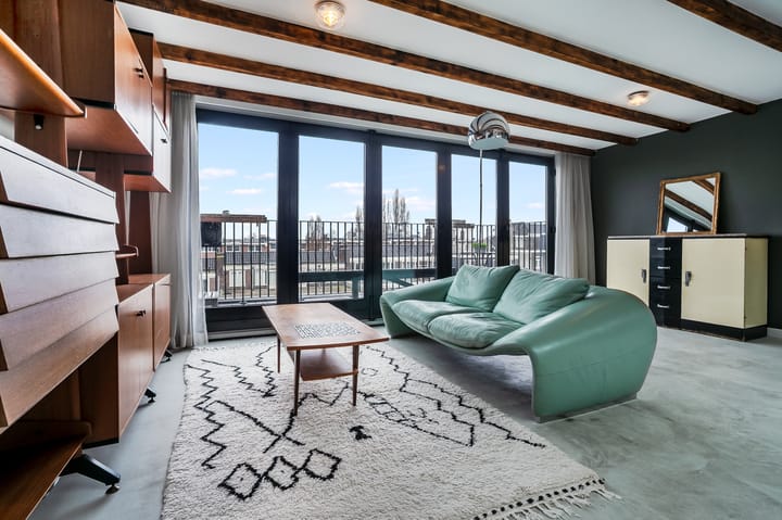 Photo 11 of Jan van Galenstraat 66-3