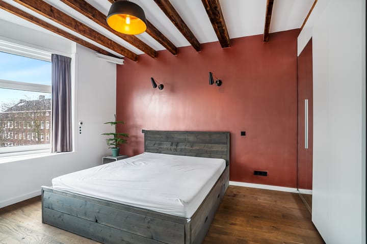 Photo 39 of Jan van Galenstraat 66-3