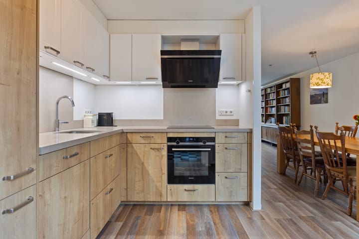 Foto 8 van Pastoor van Akenstraat 1-C