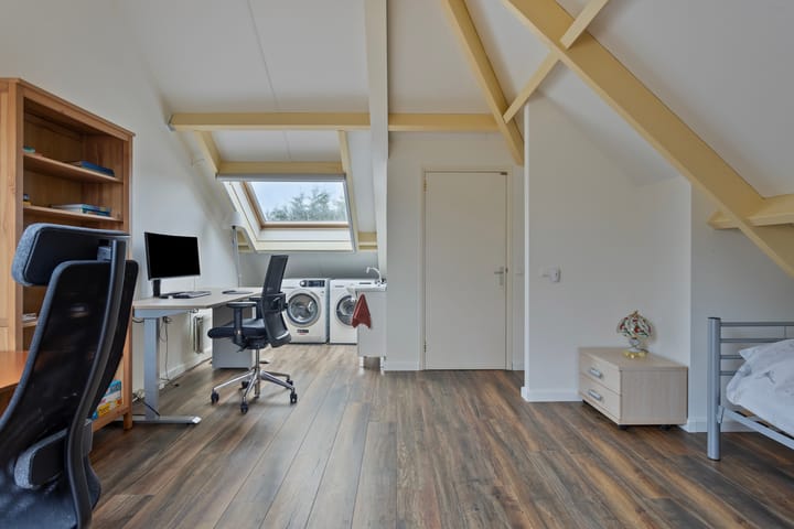 Foto 21 van Pastoor van Akenstraat 1-C